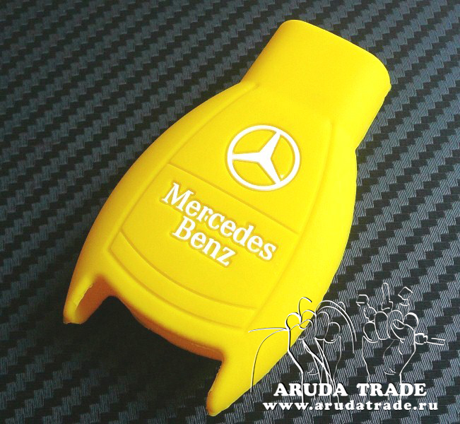 Силиконовый чехол на смарт ключ Mercedes 3 кнопки (желтый)